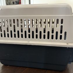 Pet Carrier Sturdy