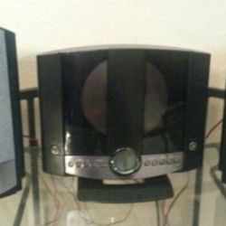 Taking Best Offer. 3-piece GPX remote control stereo system with CD player, aux. and clock/timer/alarm, like new condition. Taking Best Offer. 