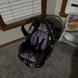 Infant Carseat 