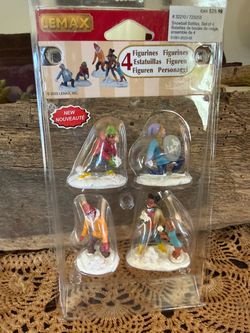Lemax Snowball Battles Set of 4