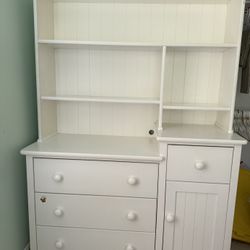 Dresser and Hutch