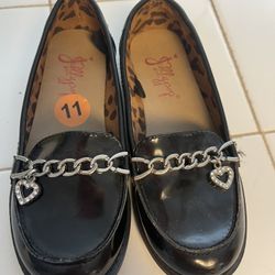 Girl Flats