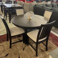 Round Dining Table Set