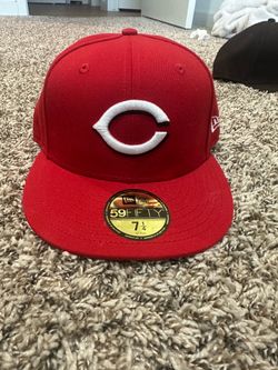 Fitted hat