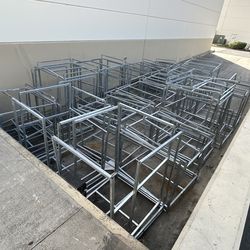 Free metal racks