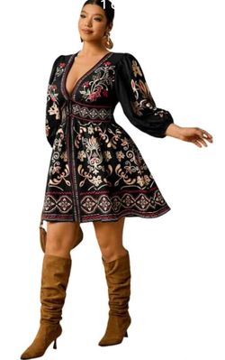 Plus Size Boho Floral Print V‑Neck Short Dress