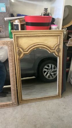 Wood mirror