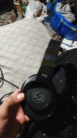 Samson Z35 headphones