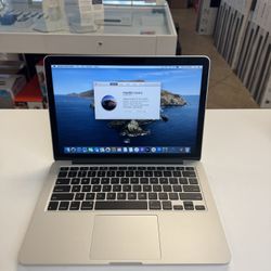 Macbook Pro 13inch i7/8/500 ssd with Final Cut & Logic Pro