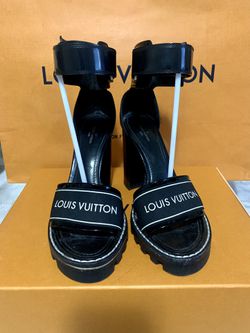Authentic Louis Vuitton Star Trail Patent Leather Sandal In Black LIKE  BRAND NEW !! 100% ORIGINAL!!! for Sale in Miami, FL - OfferUp