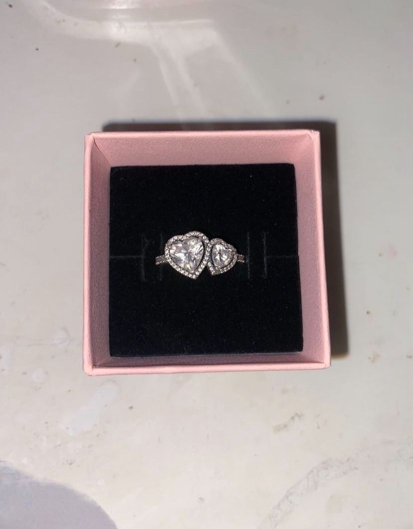 Pandora Ring 