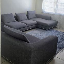 Sofa / Living Room Sectional 
