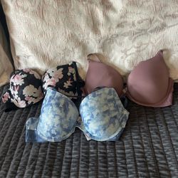 36 B Victoria Secret Push-Up Bras