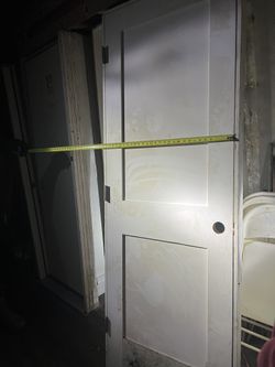 Puertas interiores y exteriores