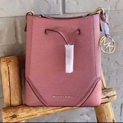 Michael Kors Rose Bucket Bag x Crossbody Purse