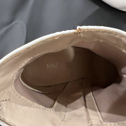 Nine West white leather ankle boots 