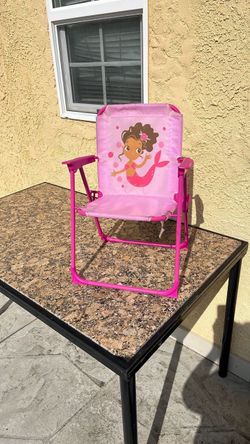 Foldable Kids/toddler Picnic/Beach Chair, $5