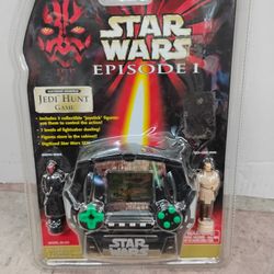 Star Wars Episode I Electronic Handheld Jedi Hunt Game w/ 2 Collectible Figures