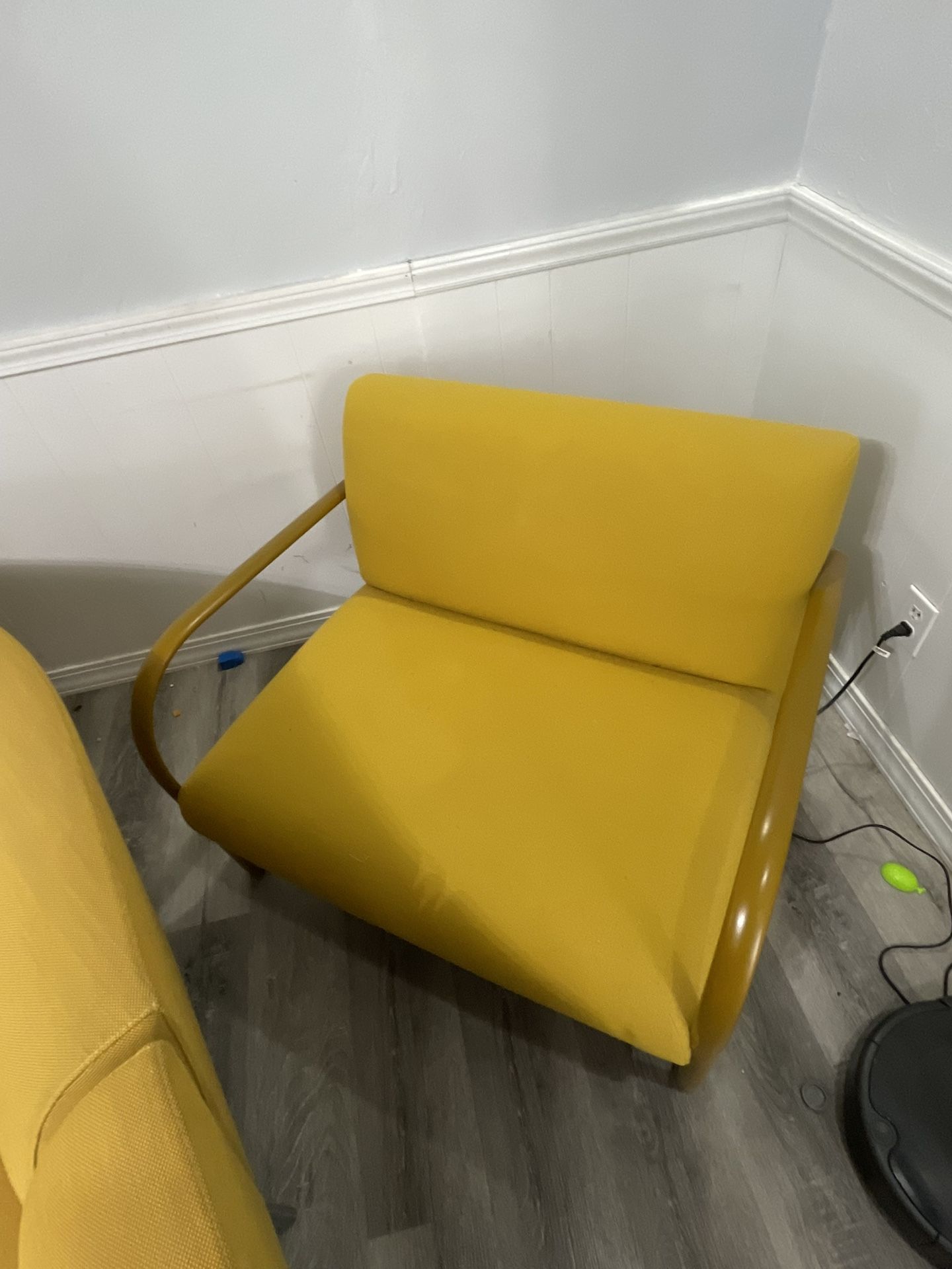 Arper Lounge Chair