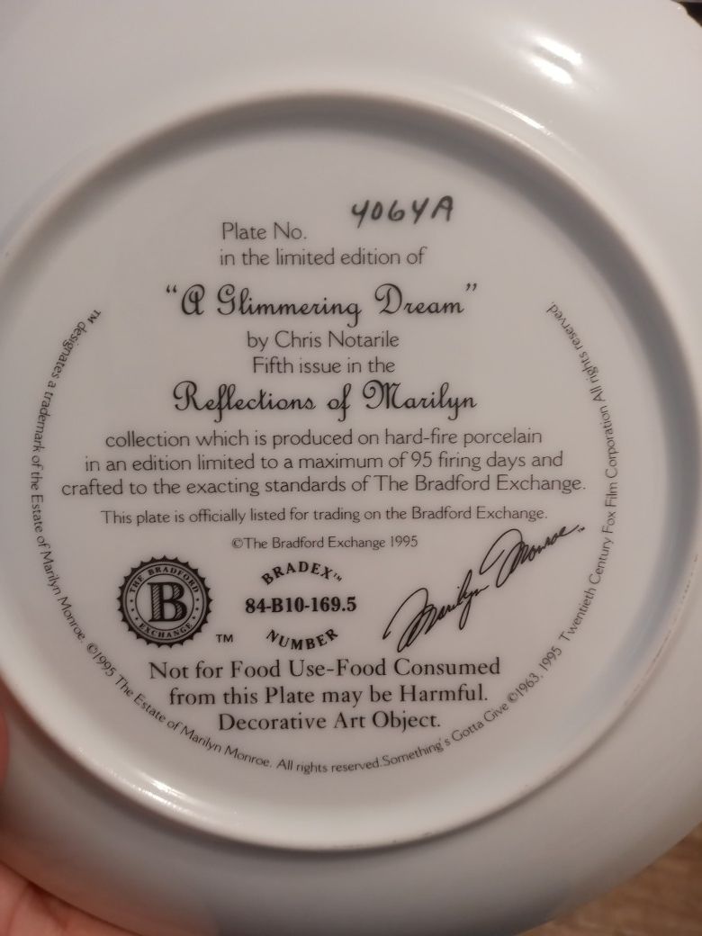 Marylin monroe plates ....