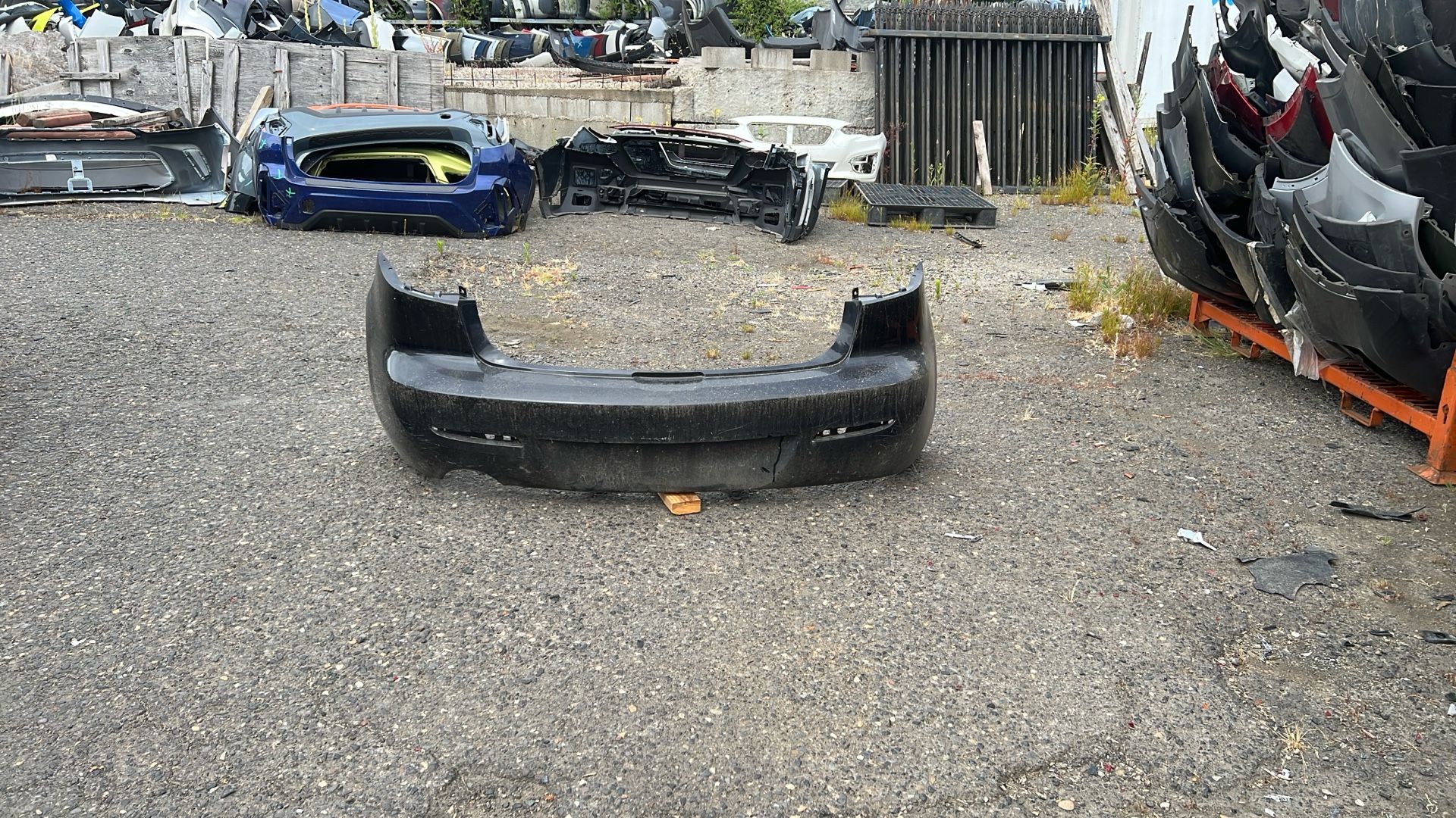 2010 To 2012 Mazda CX-7 Rear Bumper #B604 MA1100 209