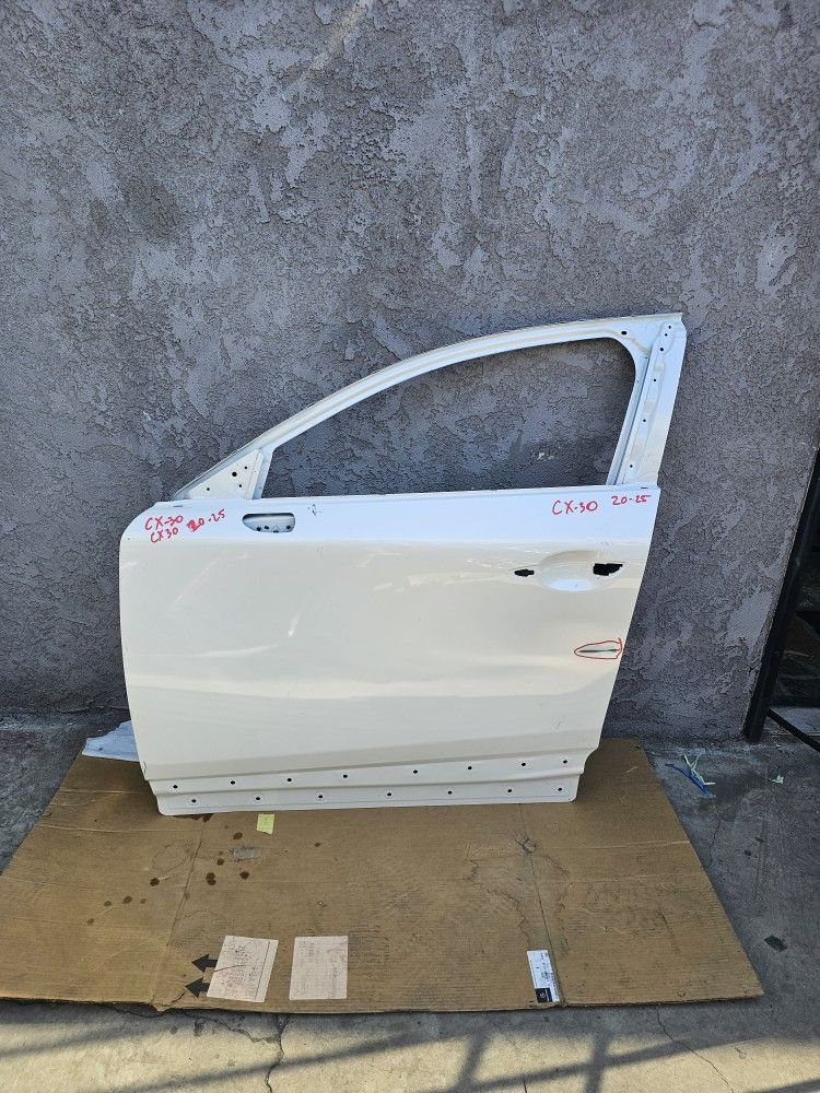 Mazda Cx30 Cx-30 Left Driver Front Door 2020 2021 2022 2023 2024 2025