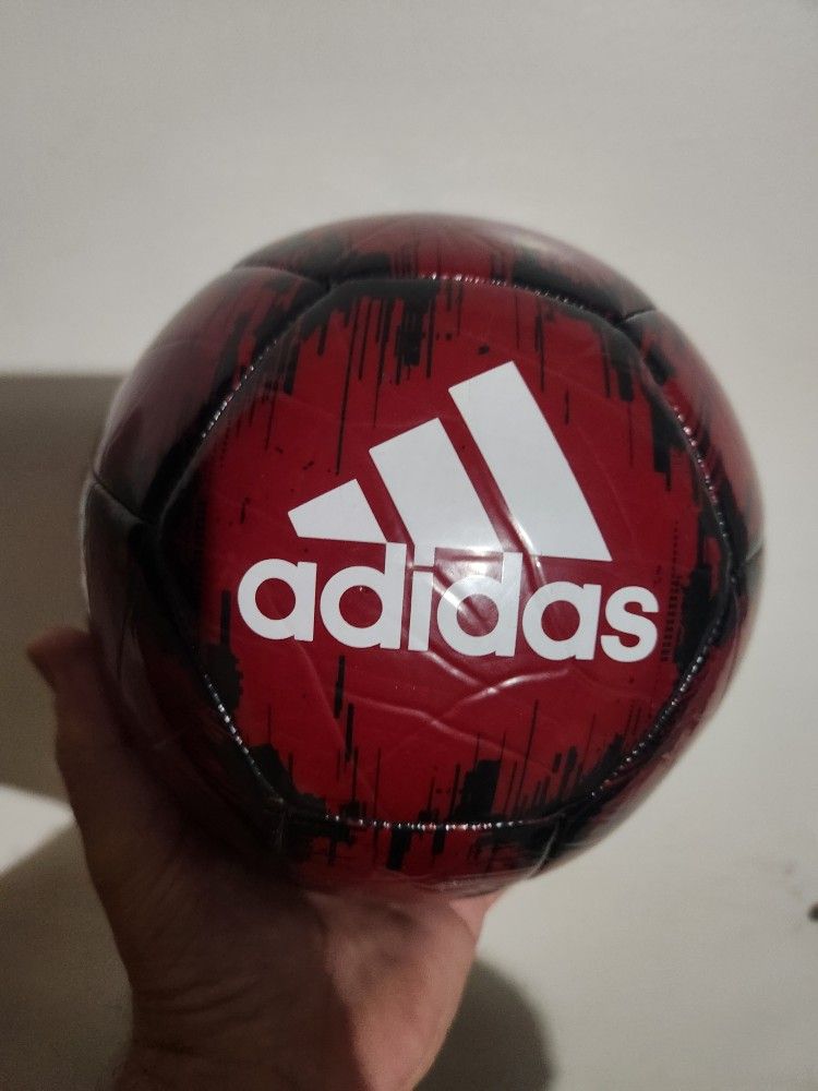 Multiple soccer balls sizes 3, 4 and five as listed All balls Are $10 Each