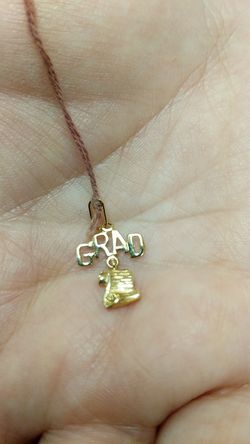 14K GRADUATION CHARM