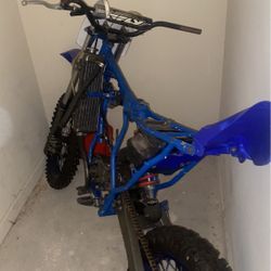 Dirt Bike -Needs Repair 