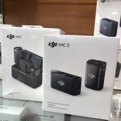 DJI Mic 2 Compact Digital Wireless Microphone System/Recorder for Camera & Smartphone (2.4 GHz)