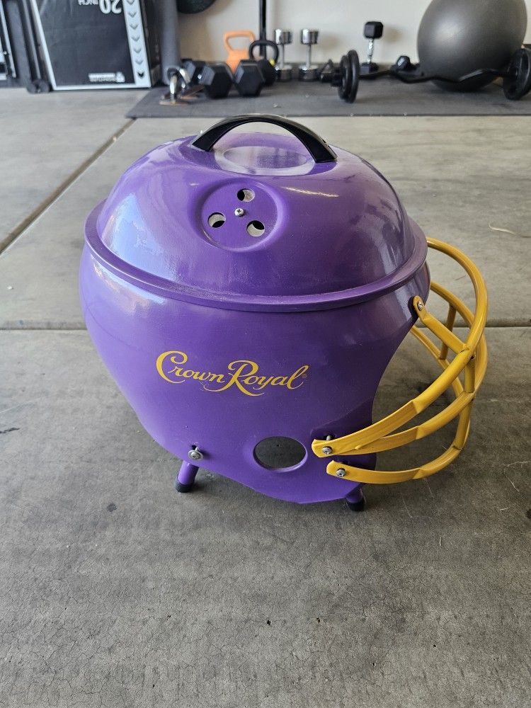 crown royal football helmet grill BIG Flex What materials are used in the facemask Bbq Grill Crown Royal Football