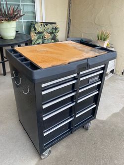 Craftsman Rolling Tools Cart With Electric Outlet