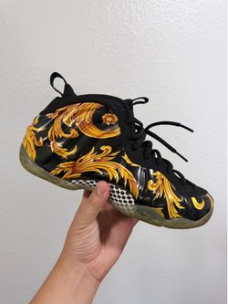 Nike supreme foams