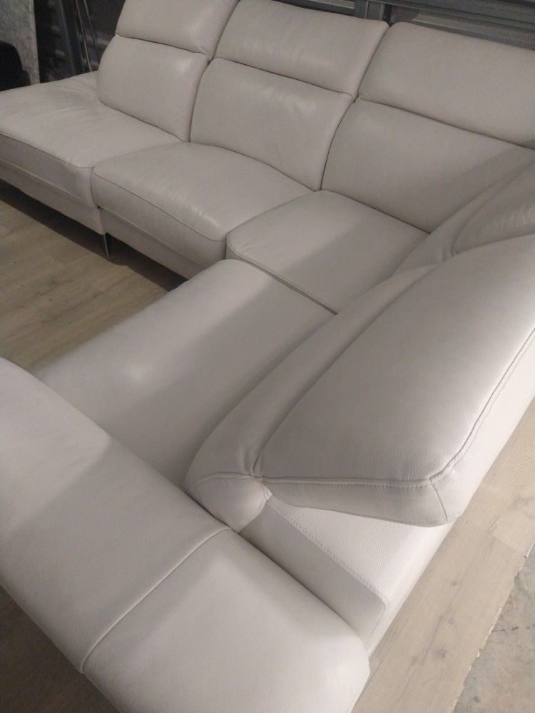 SECTIONAL GENUINE LEATHER RECLINER ELECTRIC WHITE COLOR.. DELIVERY SERVICE AVAILABLE 💥✅🚚