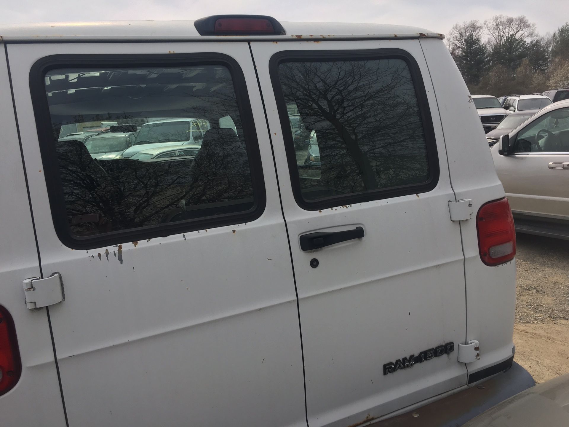 2001 Dodge Ram Van