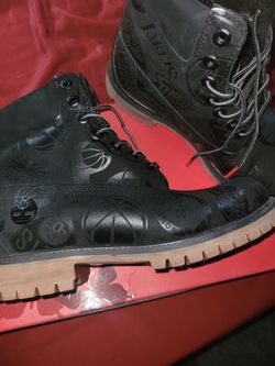 East vs West Timbs 9.5
