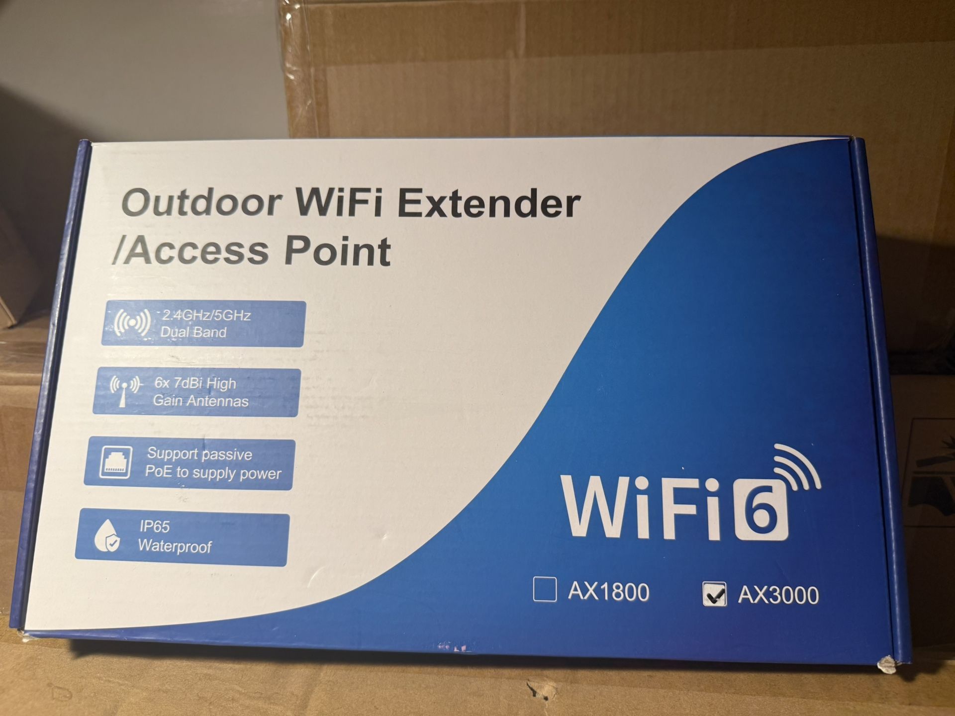 Outdoor WiFi Extends