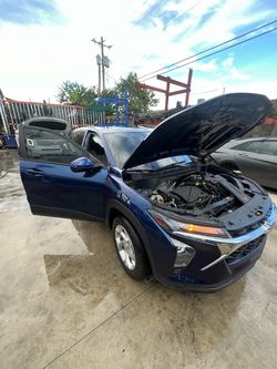 2024 2025 2026 CHEVY TRAX LS FULL PART OUT