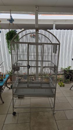 Jaula Gris Para Aves Grandes En Buenas Condiciones