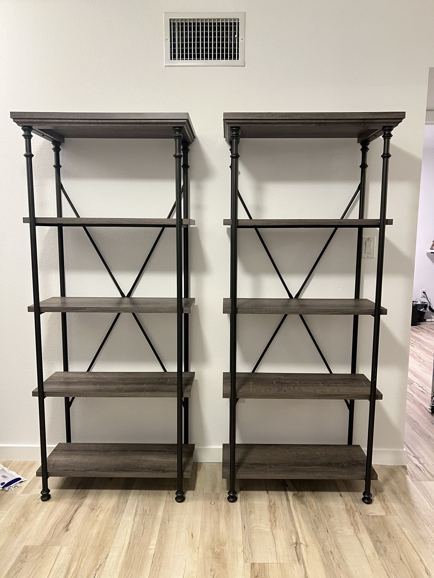 2 Luxury Modern Bookshelves