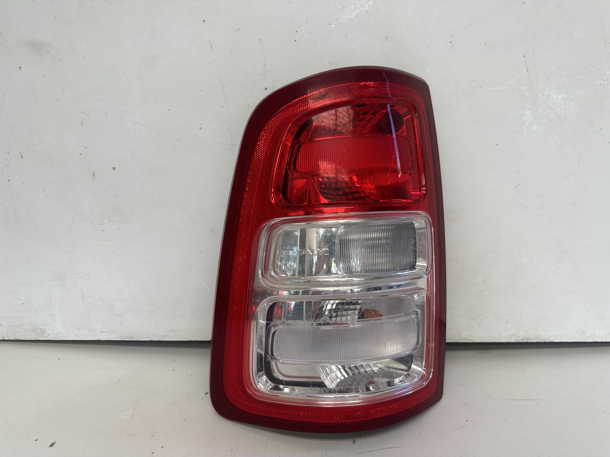 2019 2020 2021 2022 2023 DODGE RAM 1500 REAR LEFT DRIVER SIDE TAIL LIGHT OEM