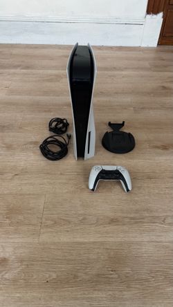 PS5 Disc Bundle Controller Stand Tested Clean