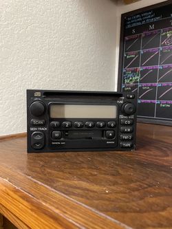 2003 Toyota Tacoma OEM Radio
