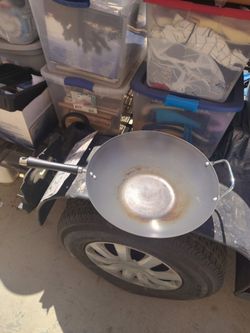 Large Carbon Steel Wok with Handle