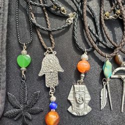 Gem Stones And Crystals Jewelry necklaces 