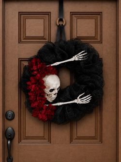 Holiday Wreath with storage container