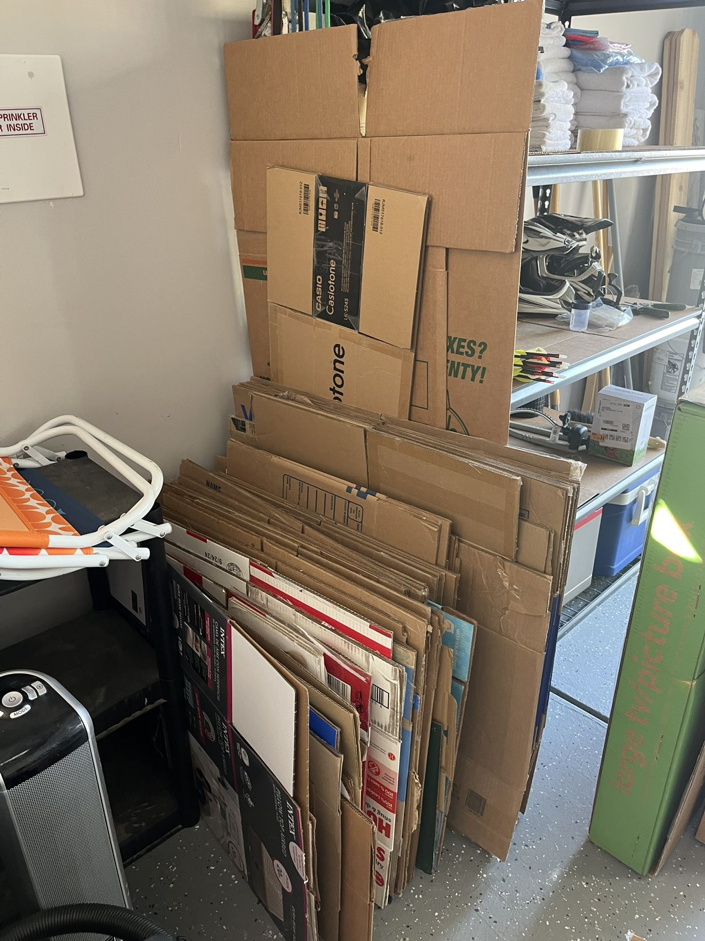 Moving boxes & TV/ Mirror Moving Boxes
