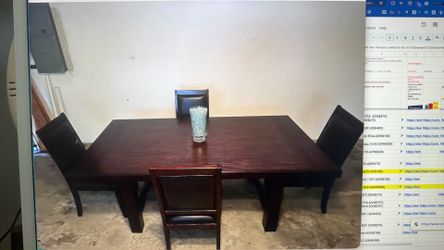 Kitchen/dining room table and four chairs