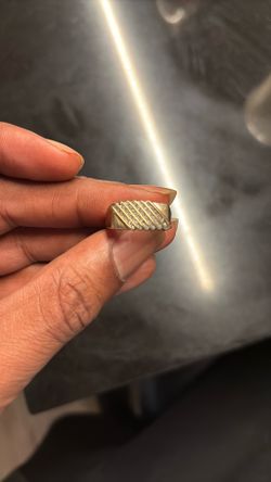 10k Vs Diamond Ring