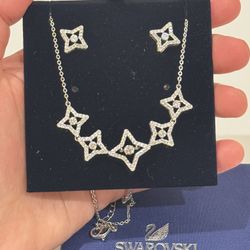 Swarovski Necklace Set With Earing And Bracelet